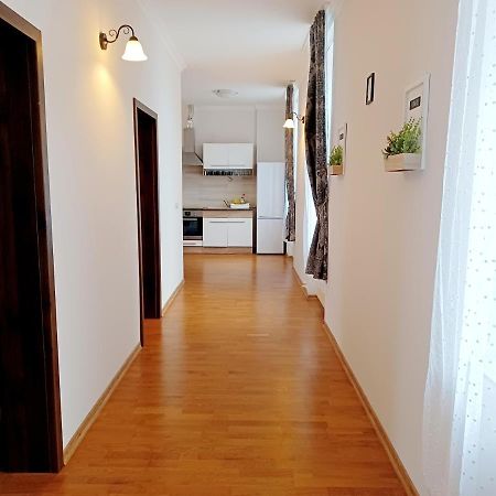 Apartment Hlavni Marianske Lazne Ngoại thất bức ảnh