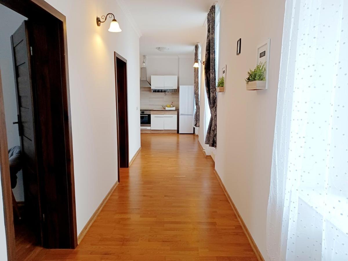 Apartment Hlavni Marianske Lazne Ngoại thất bức ảnh