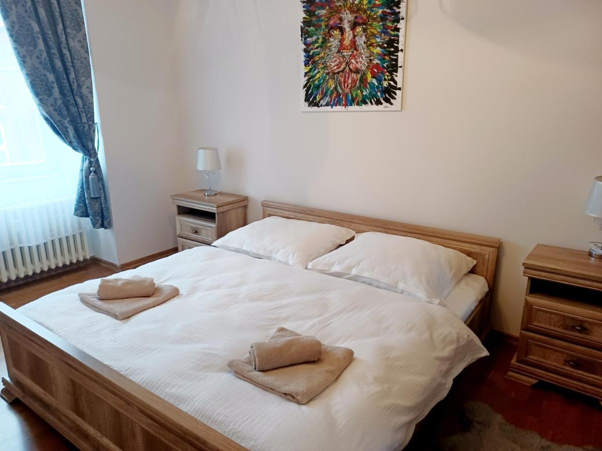 Apartment Hlavni Marianske Lazne Ngoại thất bức ảnh