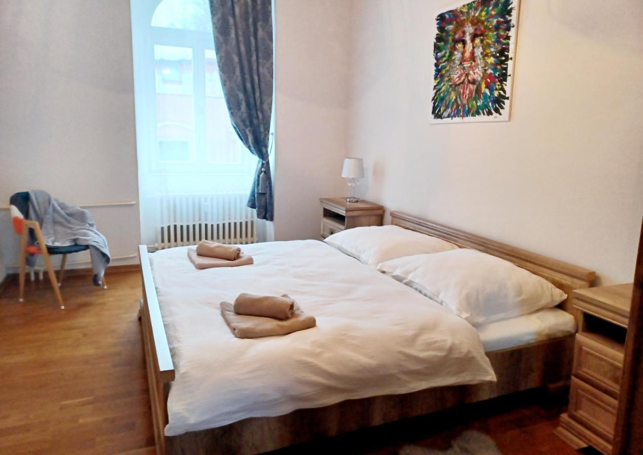 Apartment Hlavni Marianske Lazne Ngoại thất bức ảnh