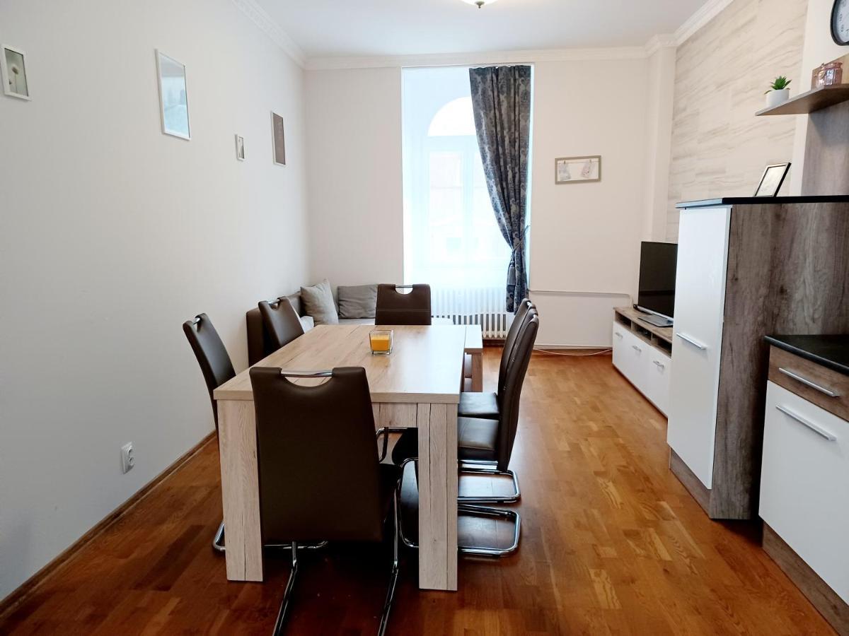 Apartment Hlavni Marianske Lazne Ngoại thất bức ảnh