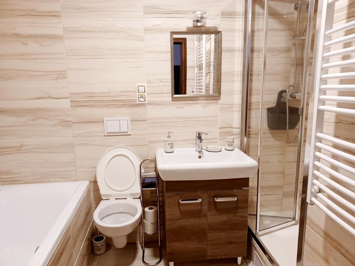 Apartment Hlavni Marianske Lazne Ngoại thất bức ảnh