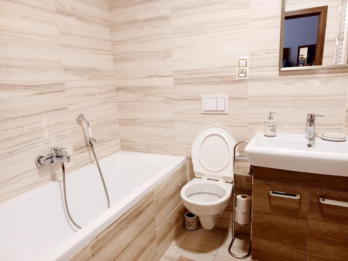 Apartment Hlavni Marianske Lazne Ngoại thất bức ảnh