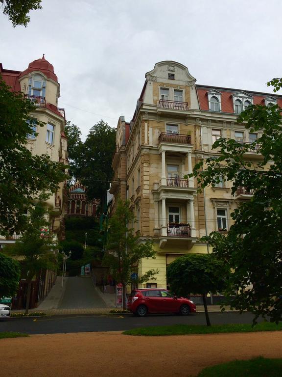 Apartment Hlavni Marianske Lazne Ngoại thất bức ảnh